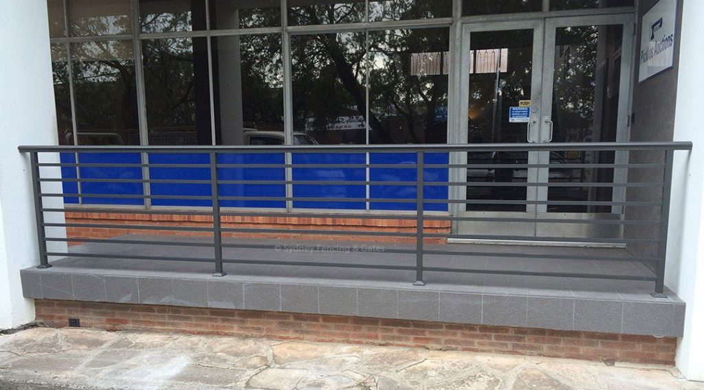 Aluminium 19mm square horizontal bar balustrade