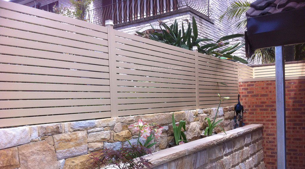 Aluminium slat privacy screens