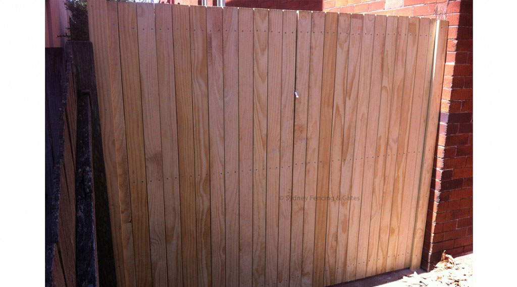 Treated Pine Vertical 70mm Slat Double Swinging Gates Front Sfg 3381